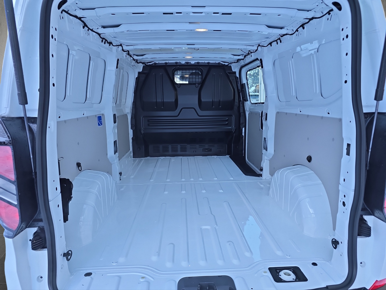 FORD Transit Custom Van 320 L2H1 Trend Automat 4x4-image-7