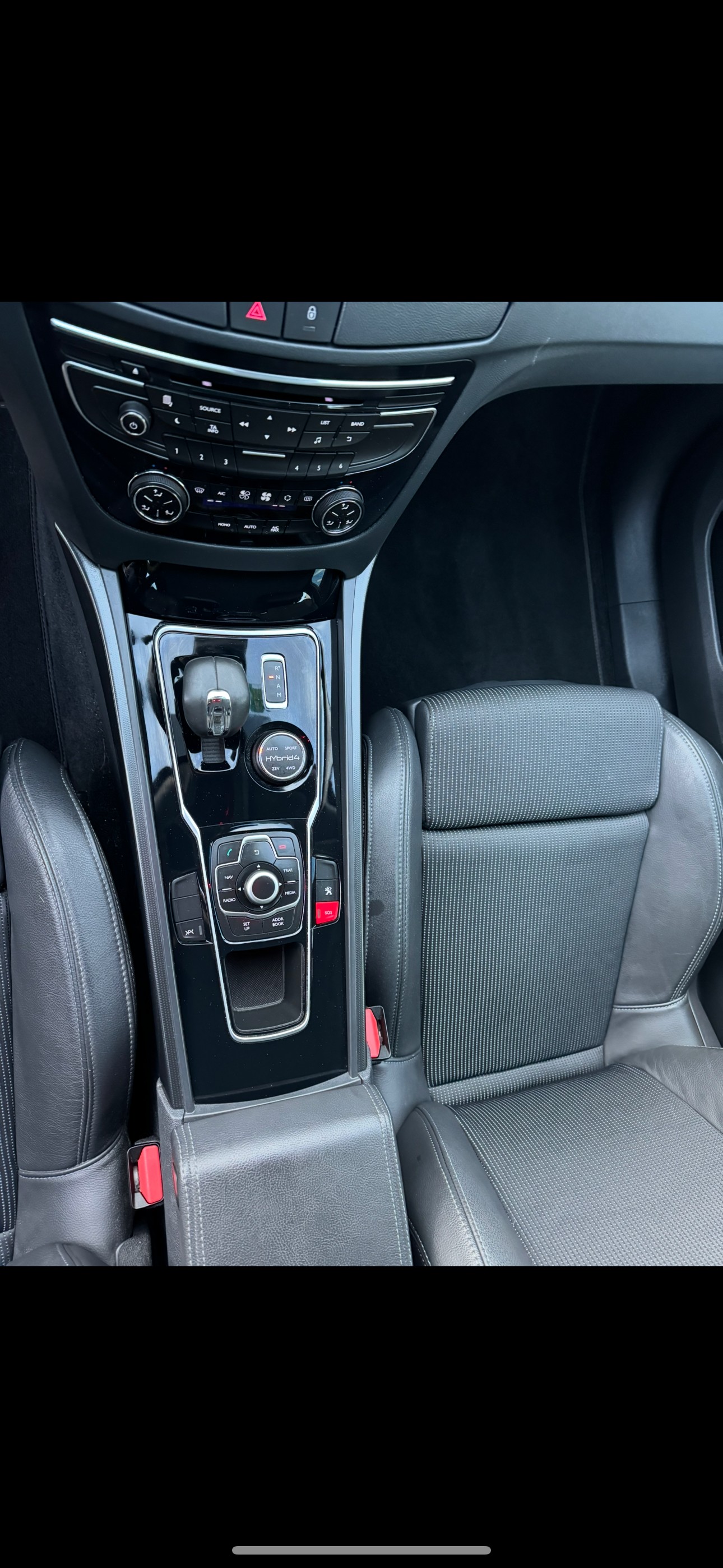 PEUGEOT 508 2.0 HDI Hybrid4 Allure EGS6-image-3