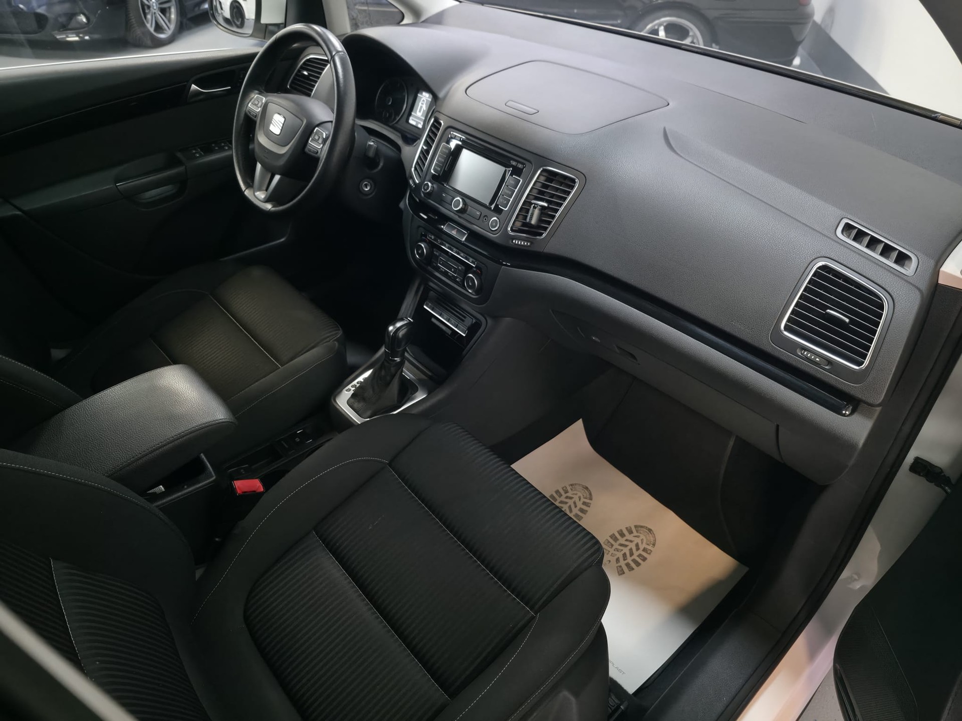 SEAT Alhambra 2.0 TDI Style Eco DSG-image-17