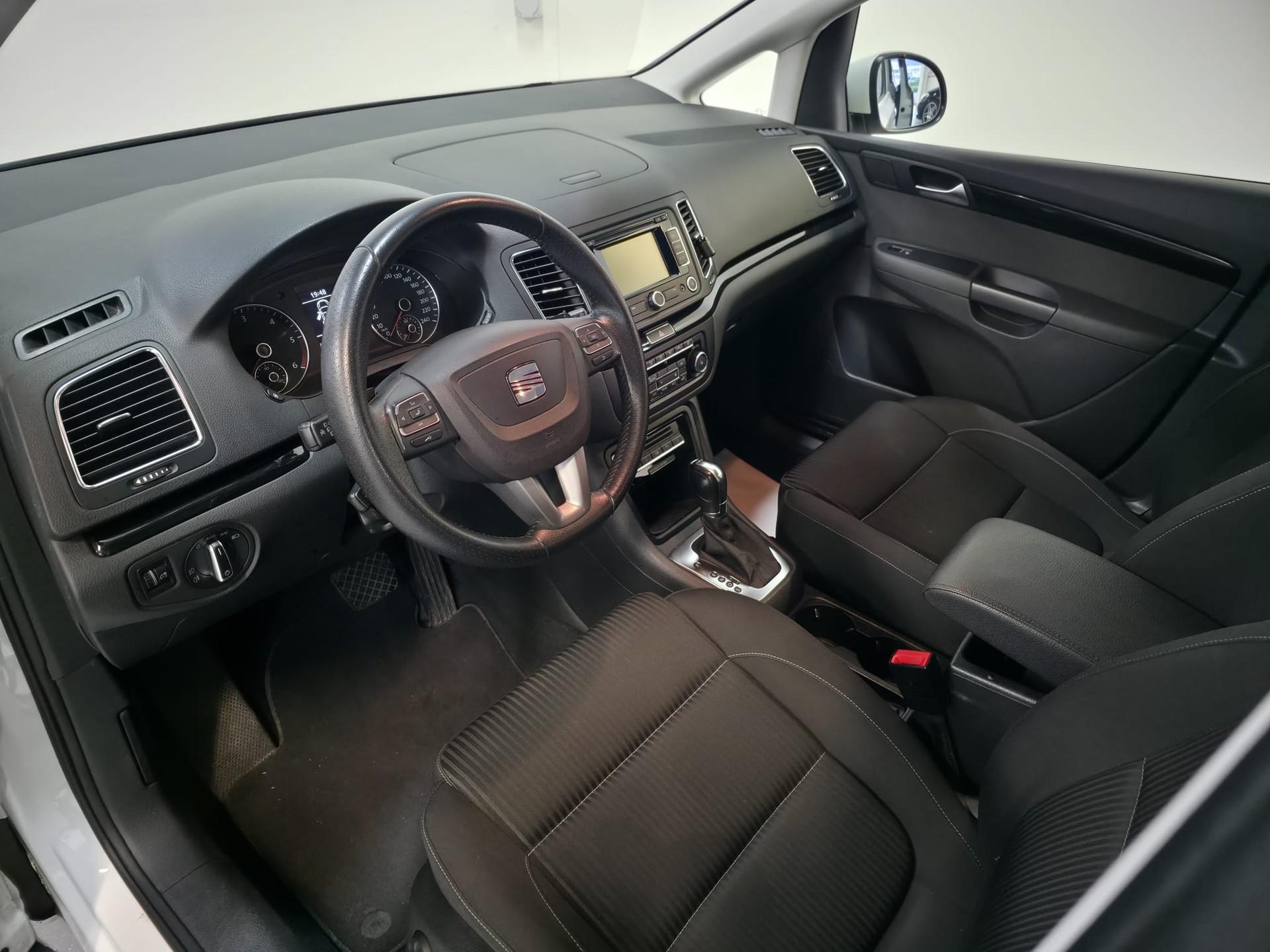 SEAT Alhambra 2.0 TDI Style Eco DSG-image-16
