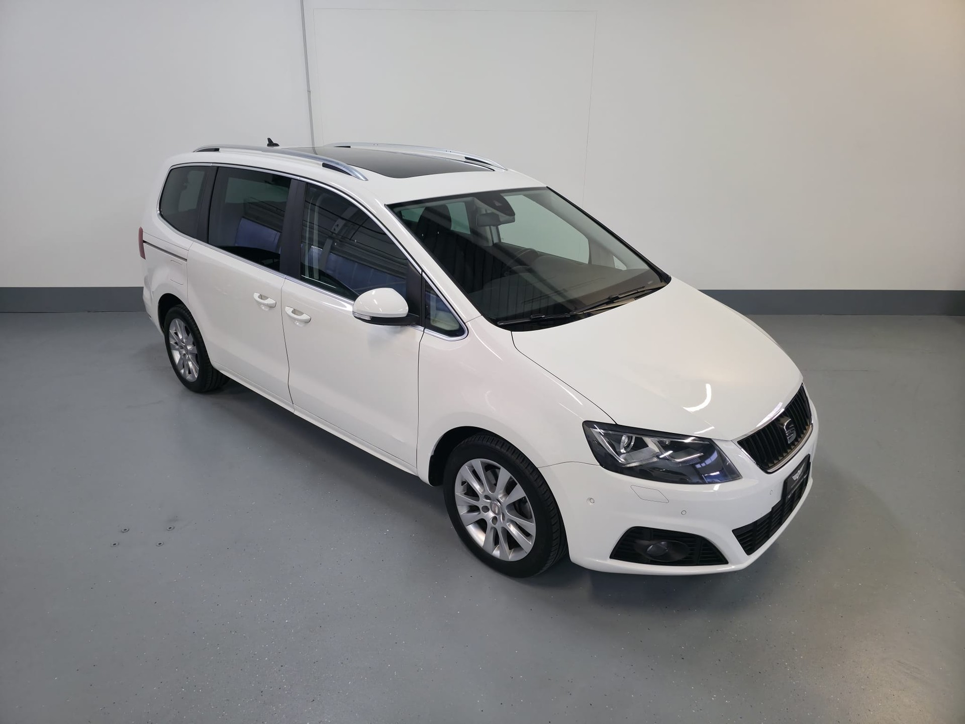 SEAT Alhambra 2.0 TDI Style Eco DSG-image-0