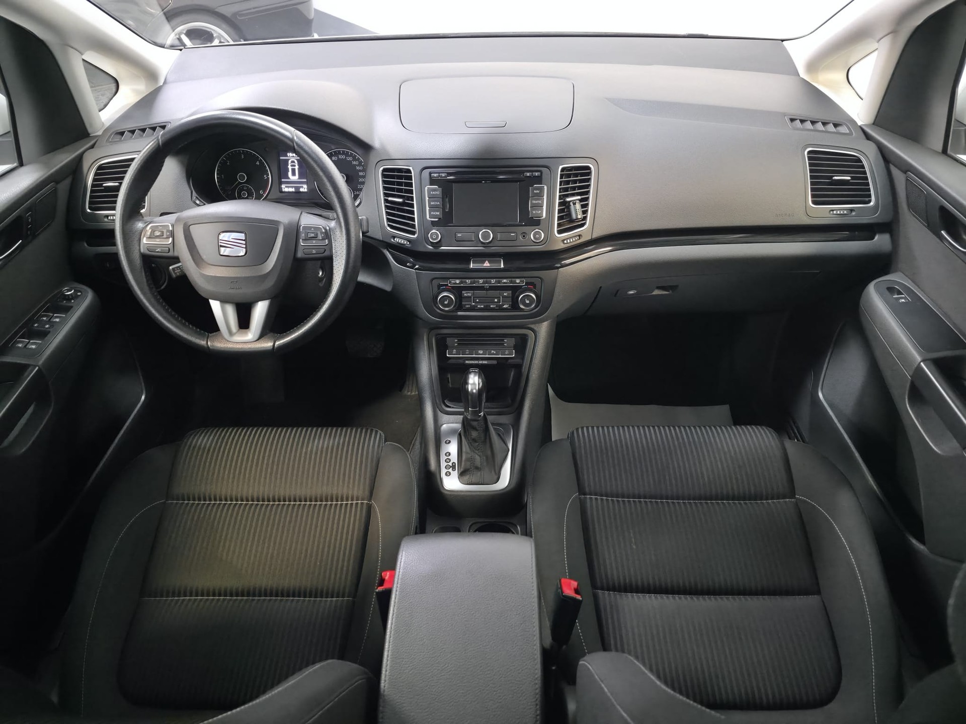 SEAT Alhambra 2.0 TDI Style Eco DSG-image-15