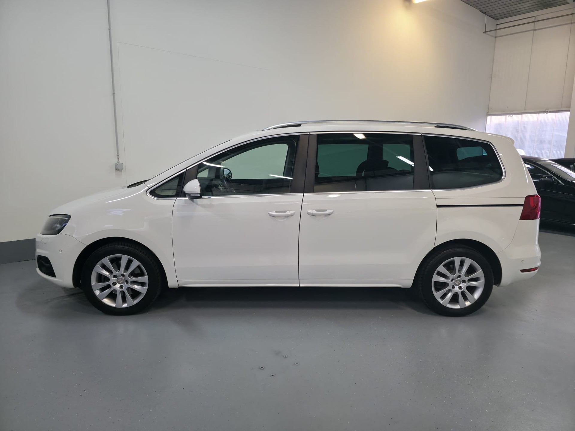 SEAT Alhambra 2.0 TDI Style Eco DSG-image-5