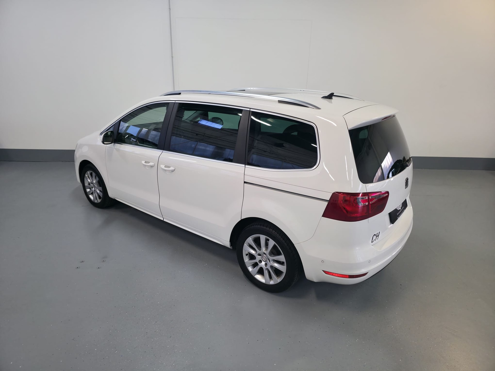 SEAT Alhambra 2.0 TDI Style Eco DSG-image-11