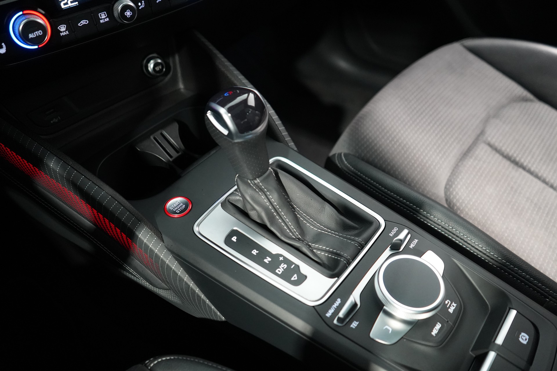 AUDI SQ2 TFSI quattro / CH - Fahrzeug-image-12