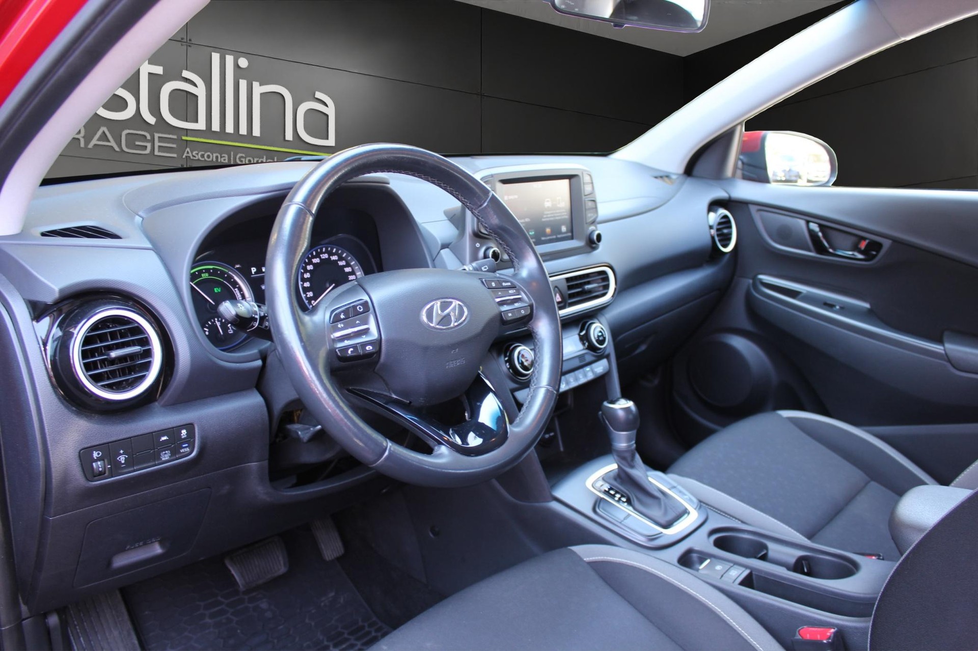 HYUNDAI Kona 1.6 GDi Hybrid Amplia-image-7