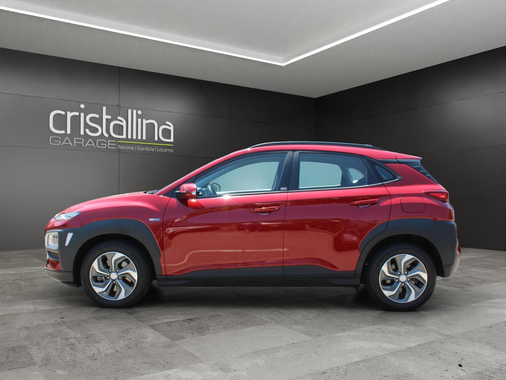 HYUNDAI Kona 1.6 GDi Hybrid Amplia-image-1