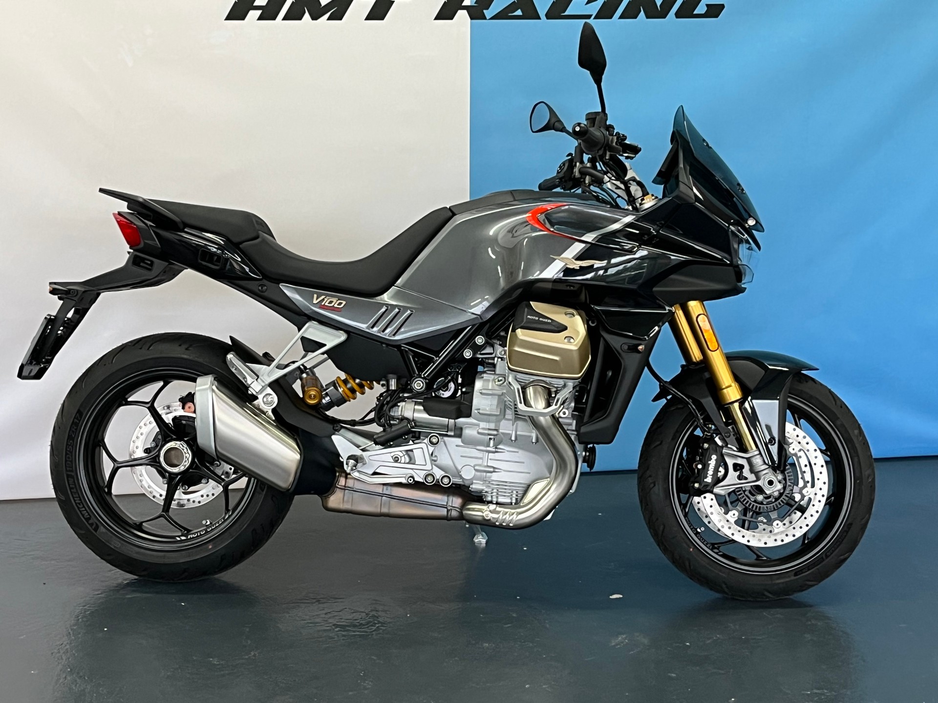 MOTO GUZZI V100 Mandello S-showroom-element-2