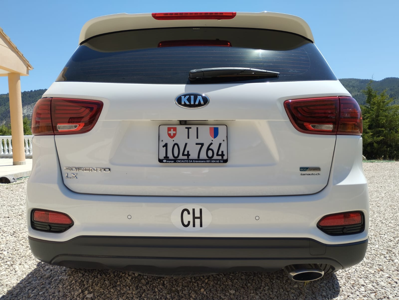 KIA Sorento 2.2 CRDI LX 5P. Automatic-image-3