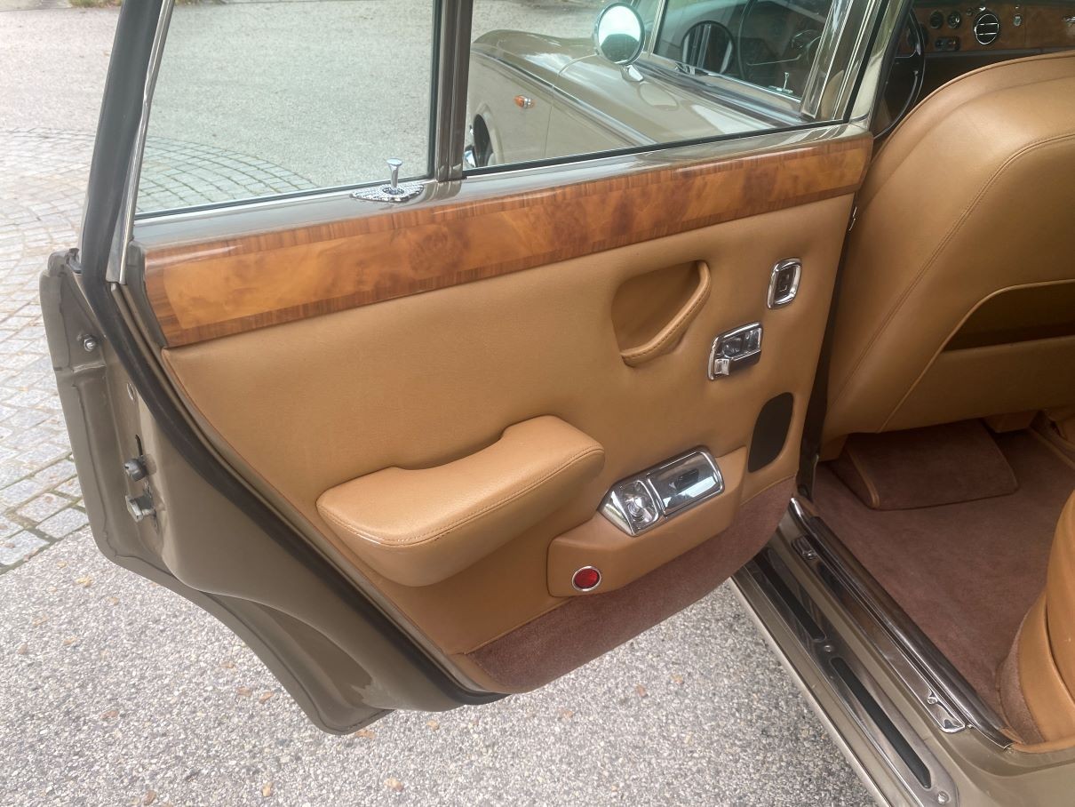 ROLLS-ROYCE Silver Shadow 1-image-12
