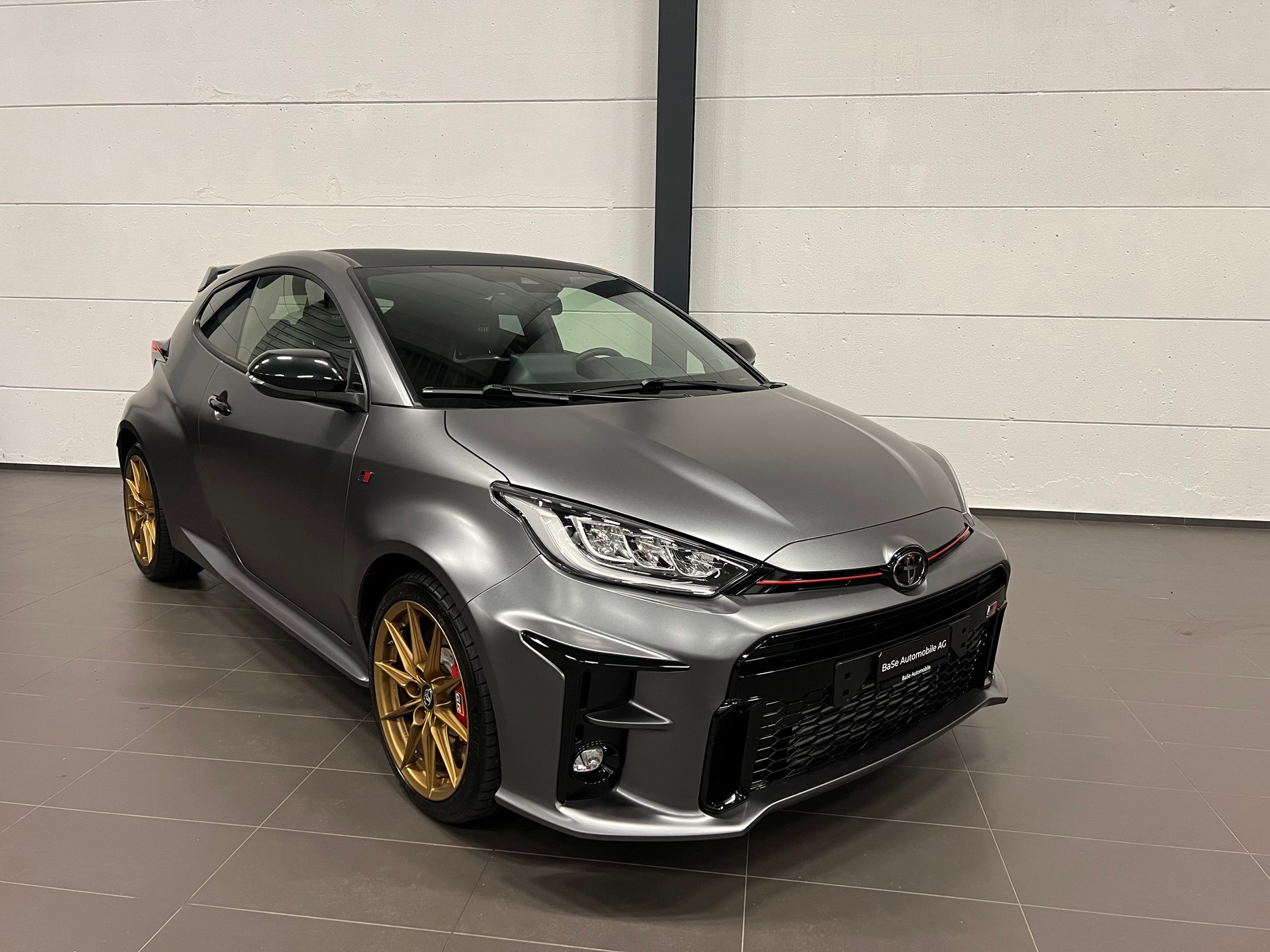 TOYOTA Yaris 1.6 GR Sport-image-1