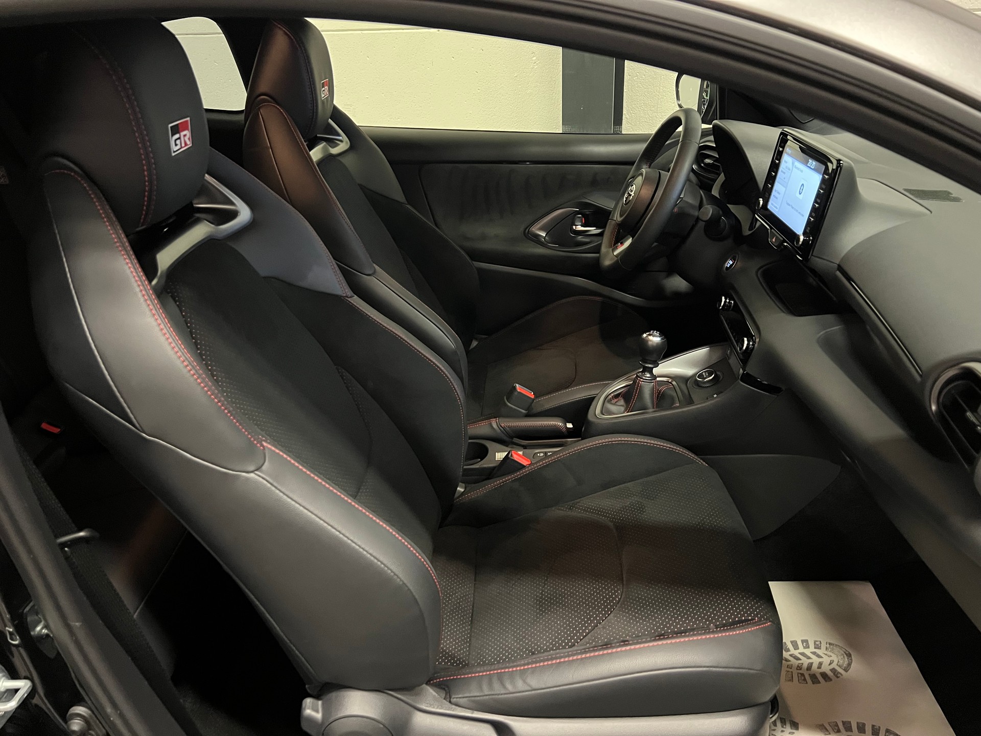TOYOTA Yaris 1.6 GR Sport-image-20