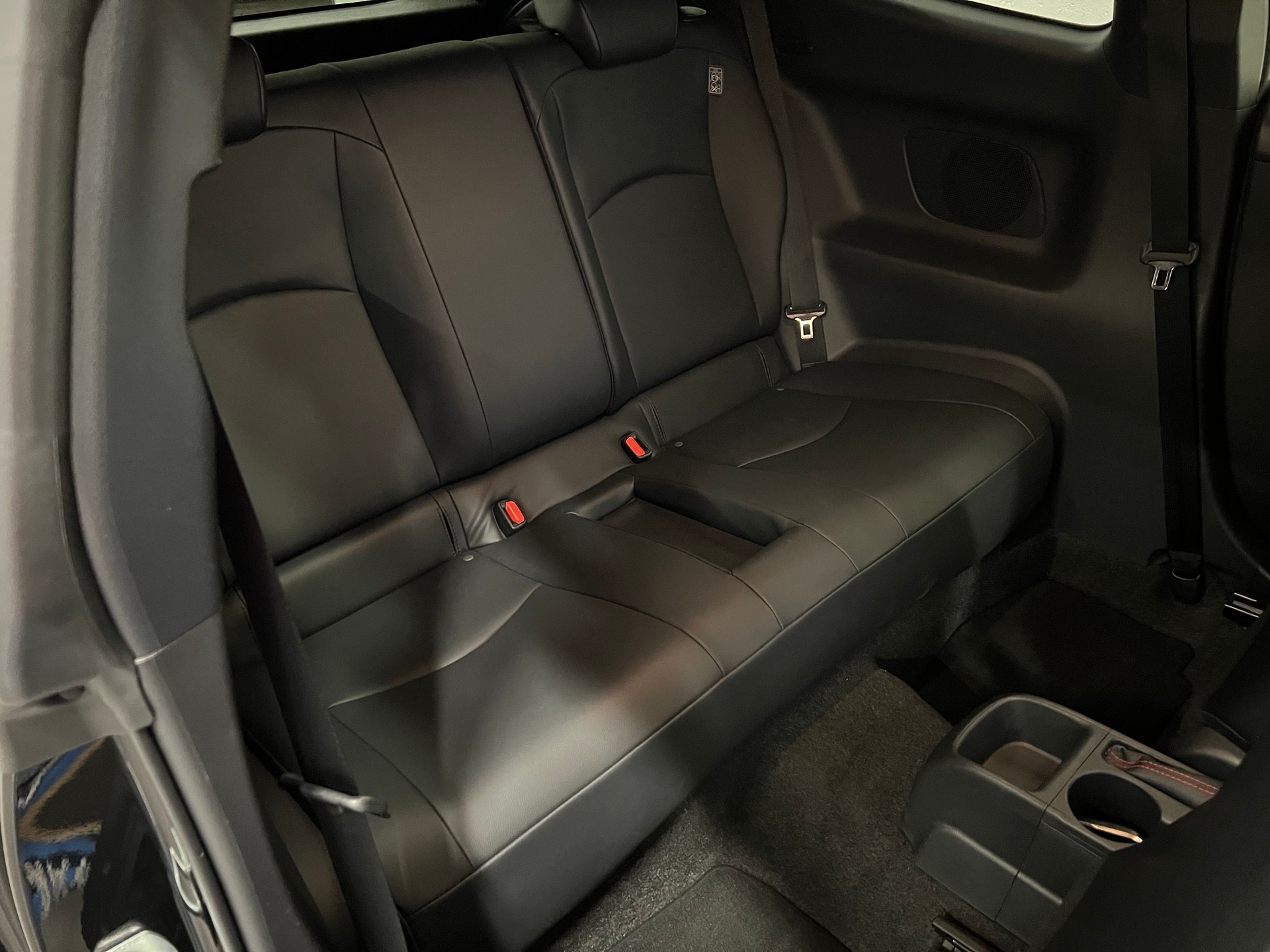 TOYOTA Yaris 1.6 GR Sport-image-23
