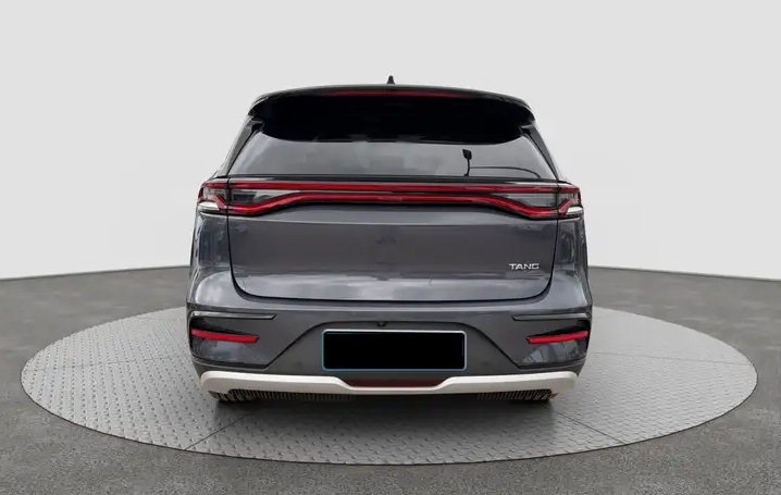 BYD Tang Flagship 4 x 4 / 7-Sitzer-image-21