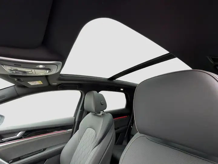 BYD Tang Flagship 4 x 4 / 7-Sitzer-showroom-element-2