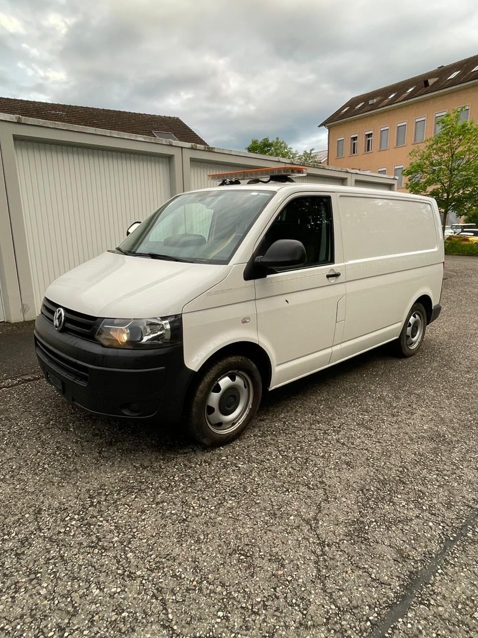 VW T5 2.0 Bi-TDI 4Motion-image-1
