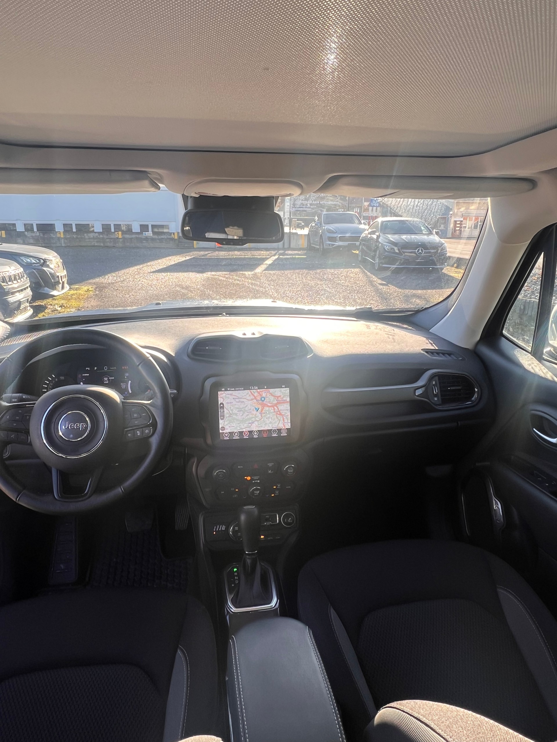 JEEP Renegade 1.3 T PHEV Limited Plus Sky AWD-image-7
