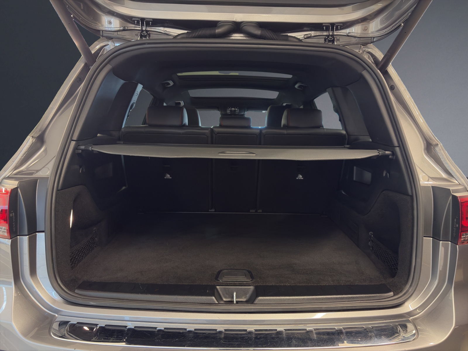 MERCEDES-BENZ EQB 350 AMG Line 4Matic-image-17