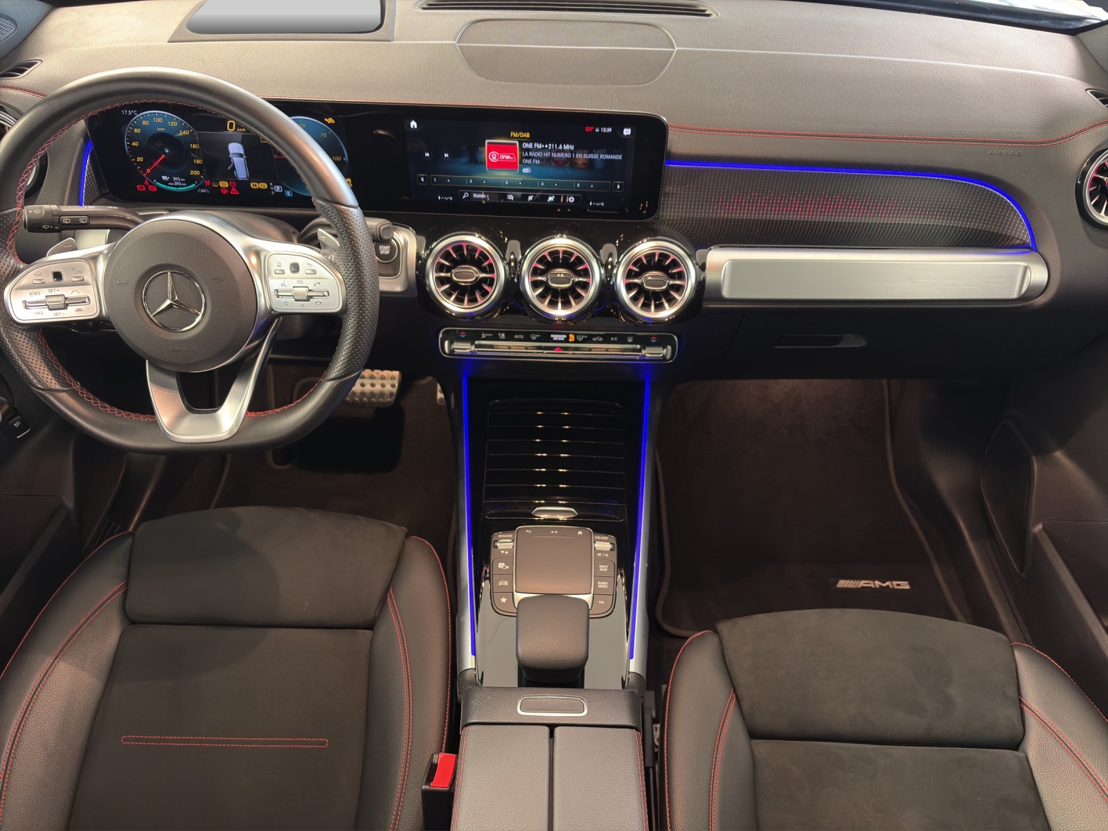 MERCEDES-BENZ EQB 350 AMG Line 4Matic-image-11