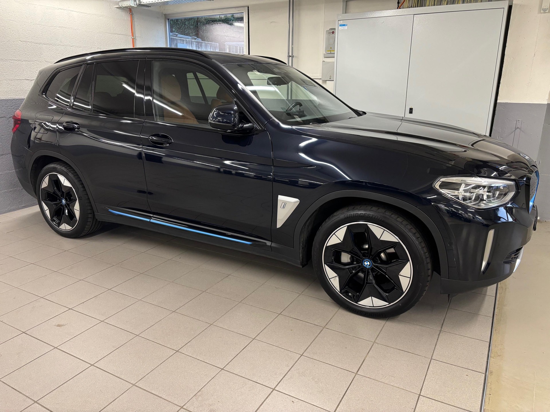 BMW iX3 E-Motor-image-2