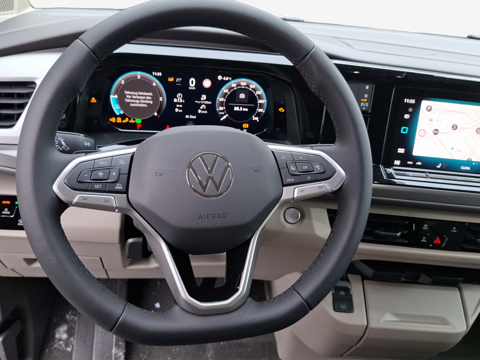 VW Multivan LI kurz 150 2.0 TDI-image-9