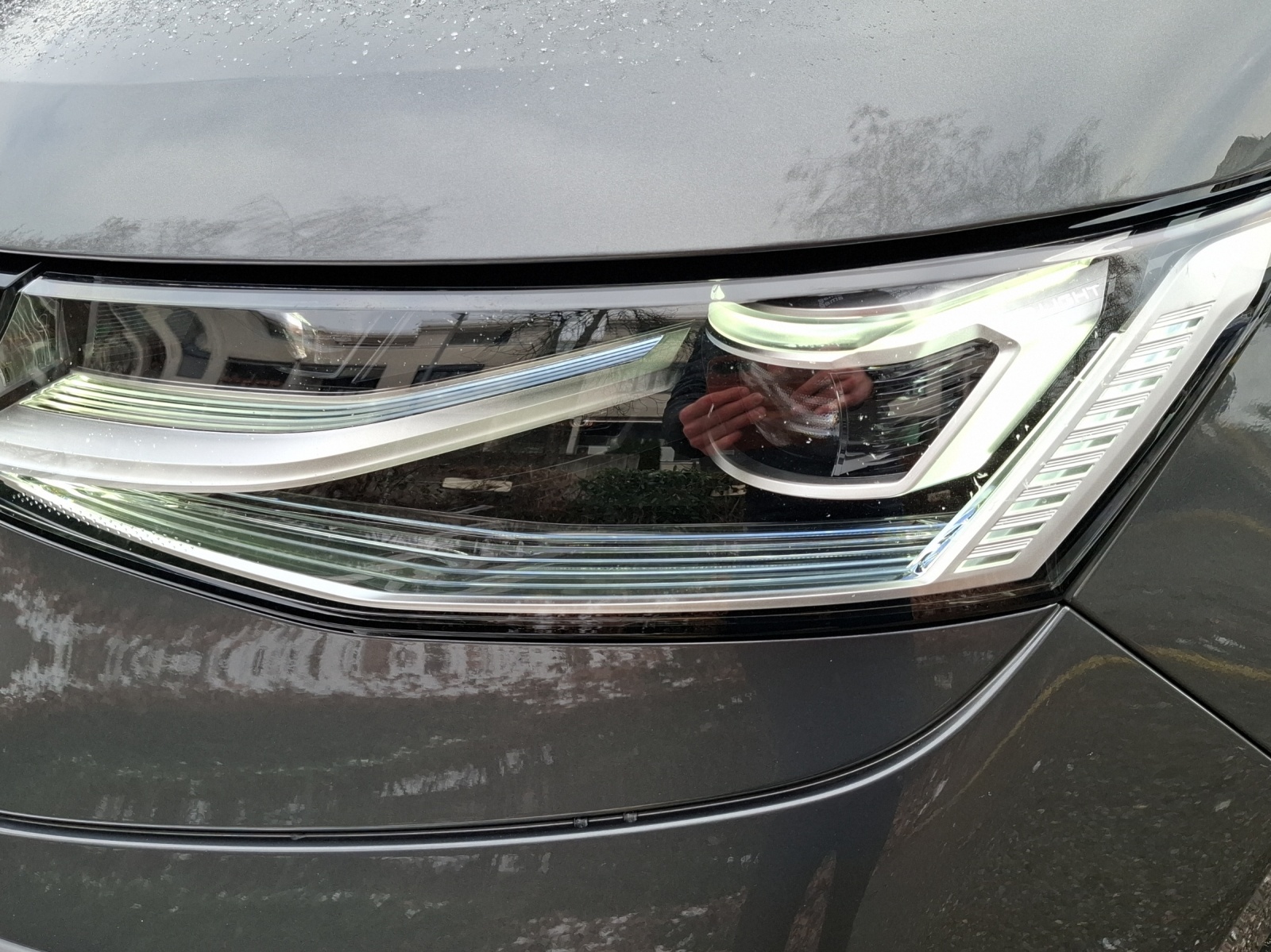 VW Multivan LI kurz 150 2.0 TDI-image-15