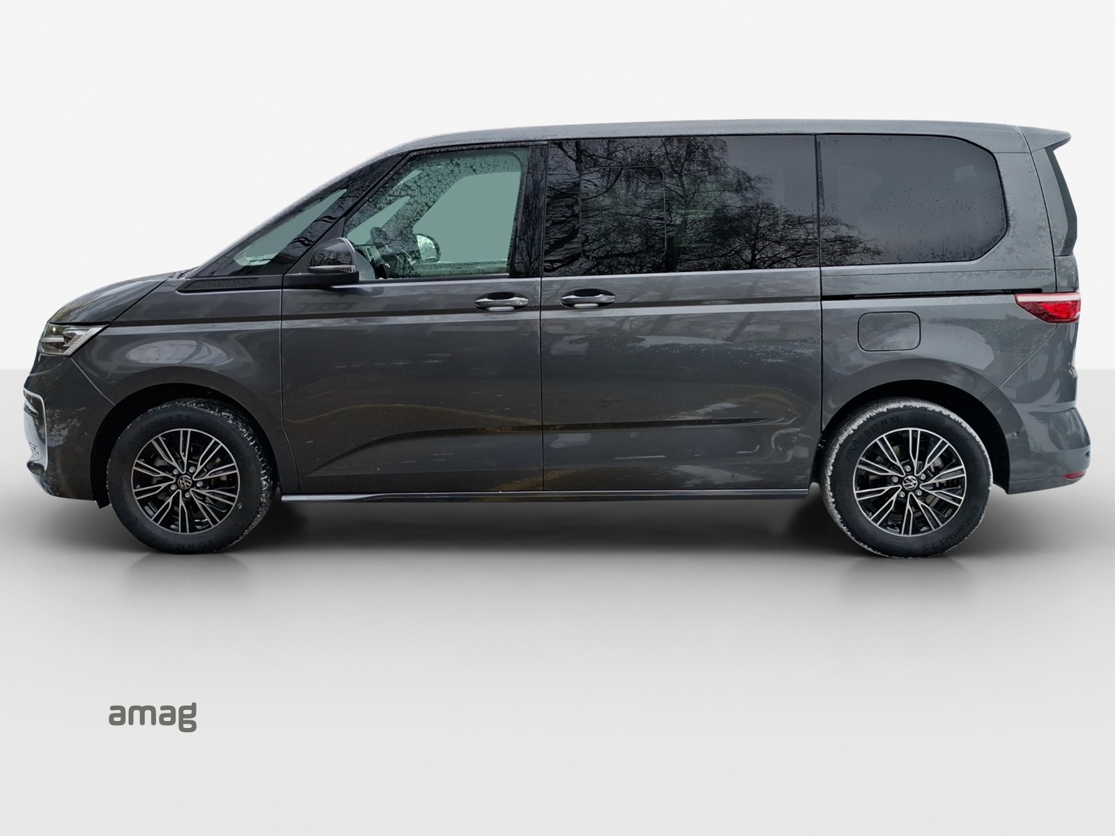 VW Multivan LI kurz 150 2.0 TDI-image-1