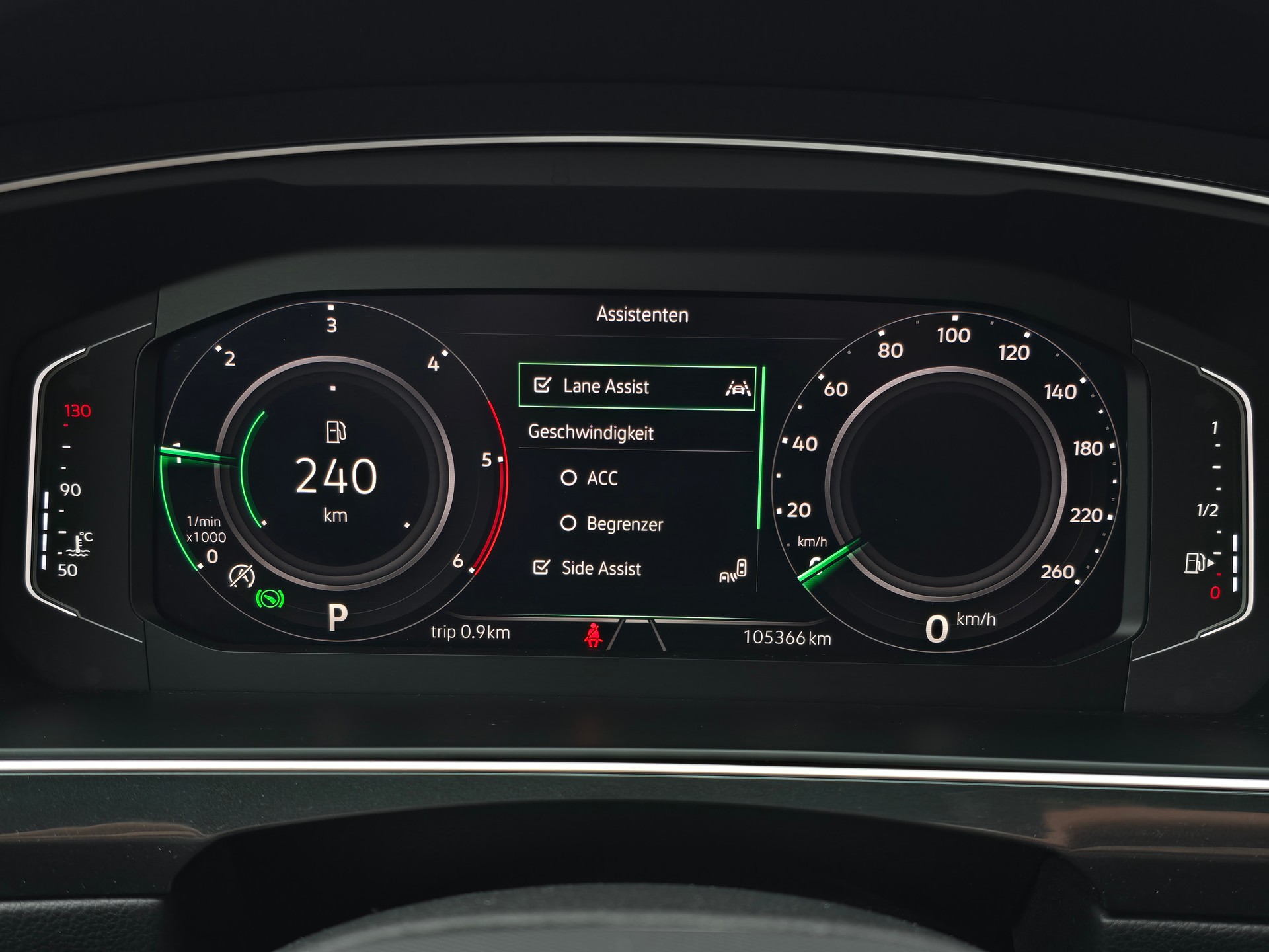 VW Tiguan 2.0 TDI SCR Elegance 4Motion DSG mit AHK-image-16