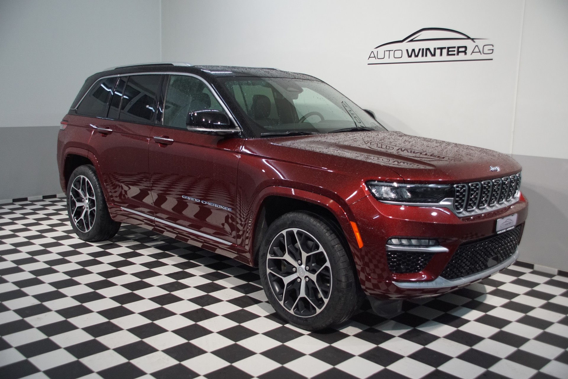 JEEP Grand Cherokee 2.0 Plug-in-Hybrid Summit Reserve 4xe *SWISS*-showroom-element-1