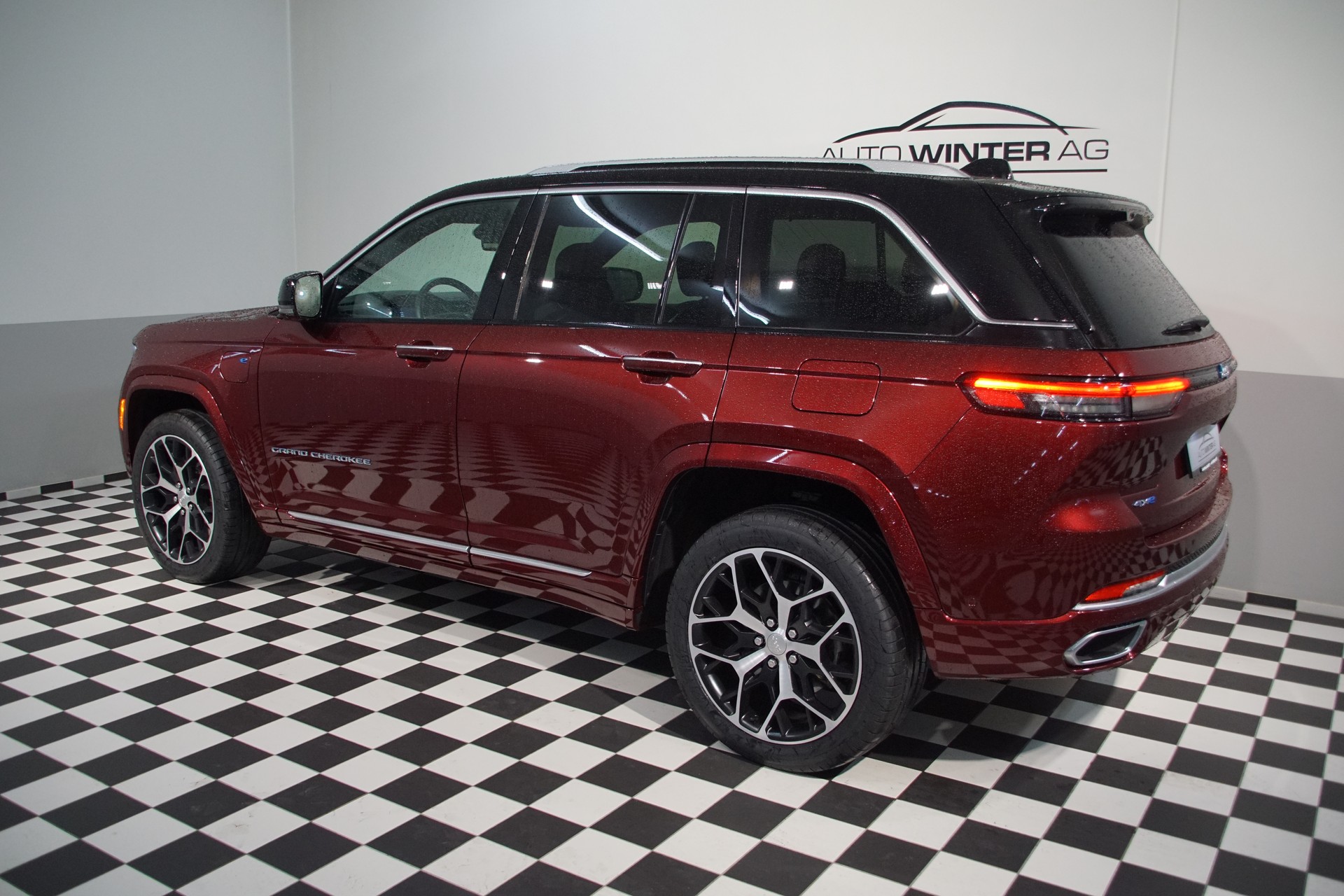 JEEP Grand Cherokee 2.0 Plug-in-Hybrid Summit Reserve 4xe *SWISS*-image-6