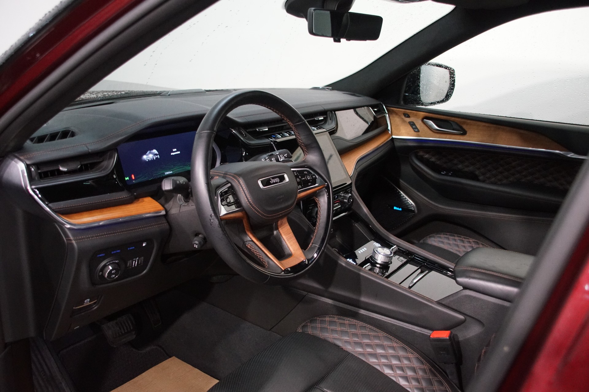 JEEP Grand Cherokee 2.0 Plug-in-Hybrid Summit Reserve 4xe *SWISS*-image-11