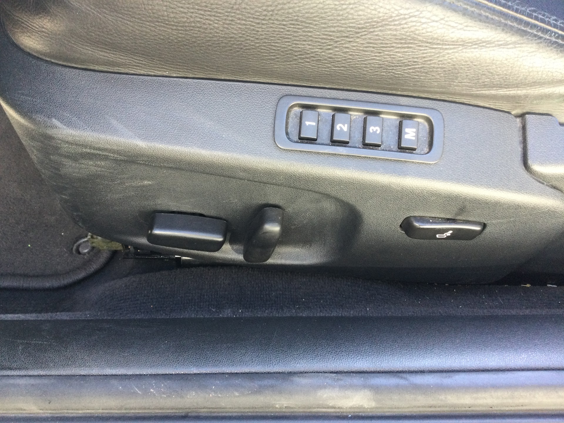 SAAB 9-3 1.9 TTiD Aero Automatic-image-12