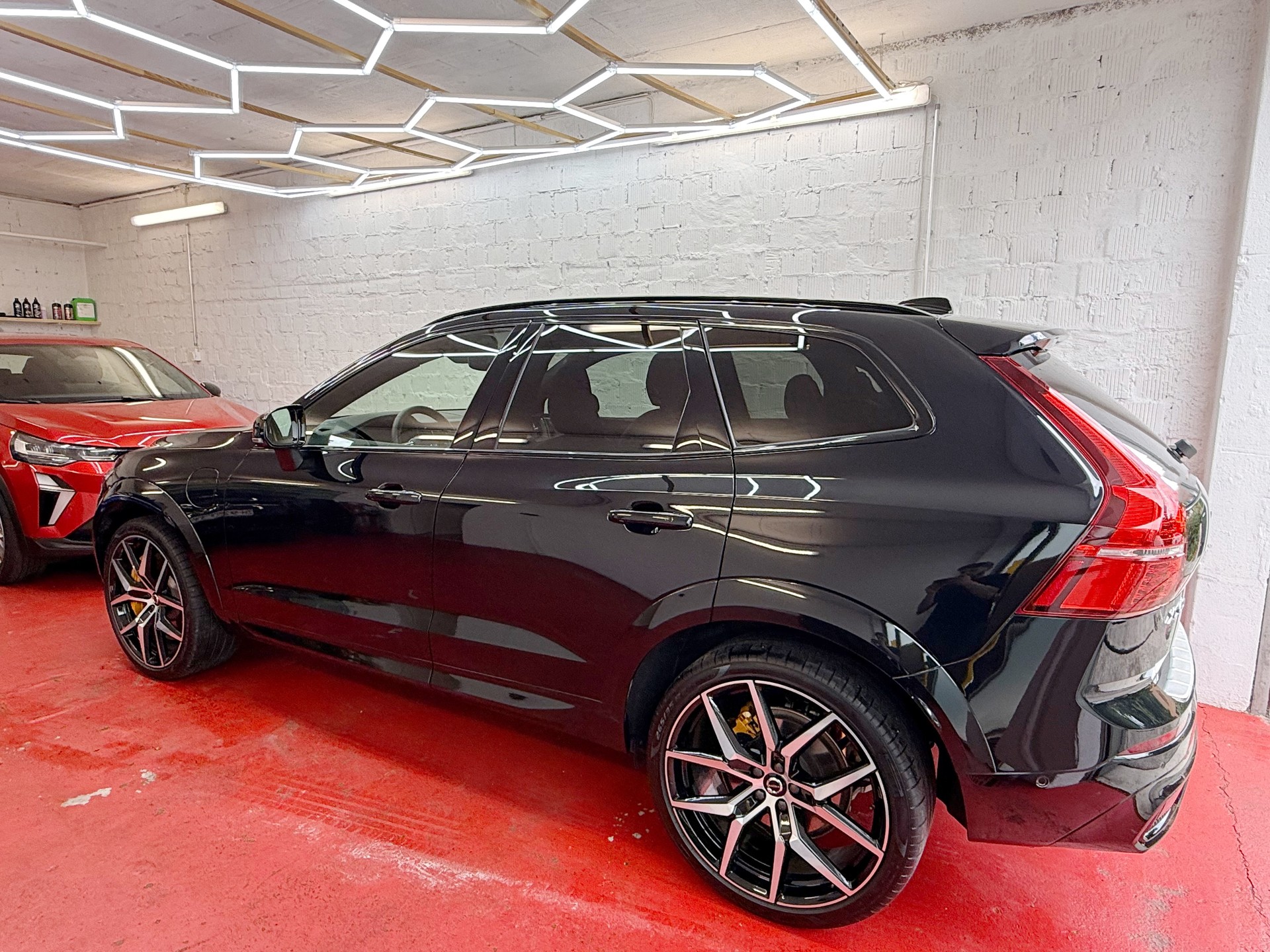 VOLVO XC60 T8 eAWD PluginHybrid Polestar Geartronic-showroom-element-2