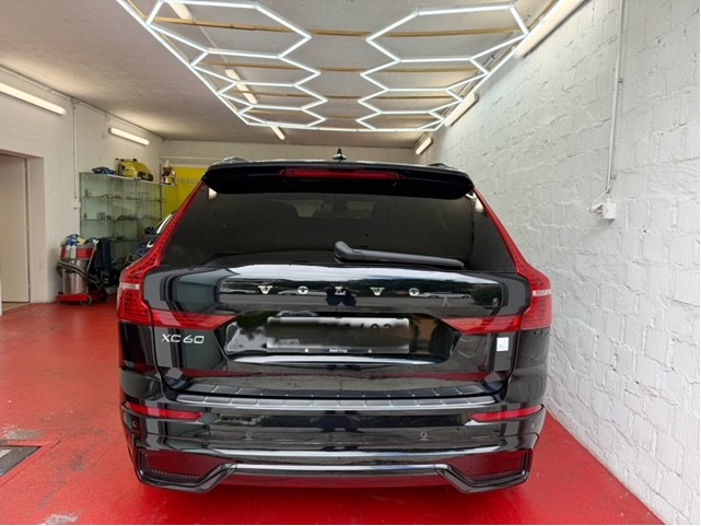 VOLVO XC60 T8 eAWD PluginHybrid Polestar Geartronic-showroom-element-3