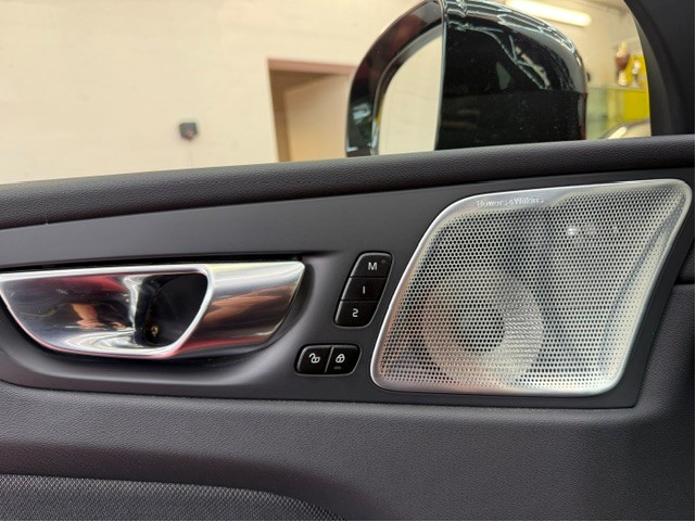 VOLVO XC60 T8 eAWD PluginHybrid Polestar Geartronic-image-9