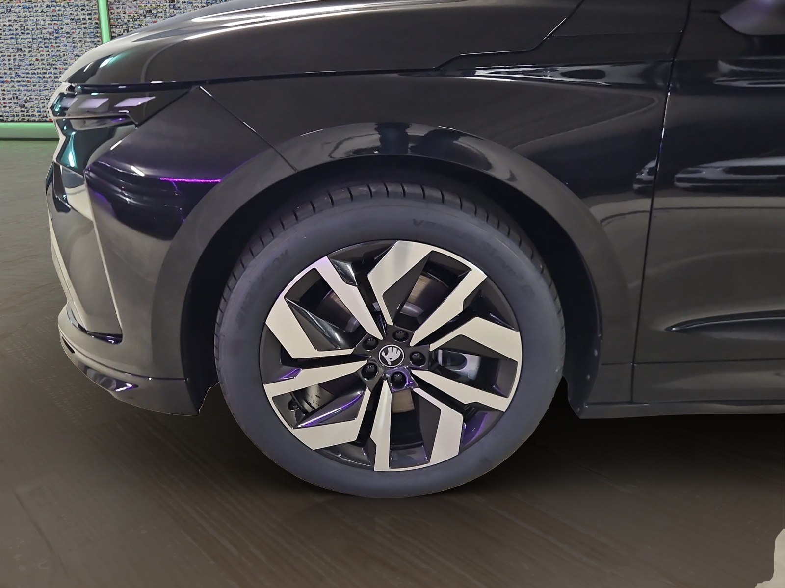 SKODA Enyaq 85 Sportline-image-5