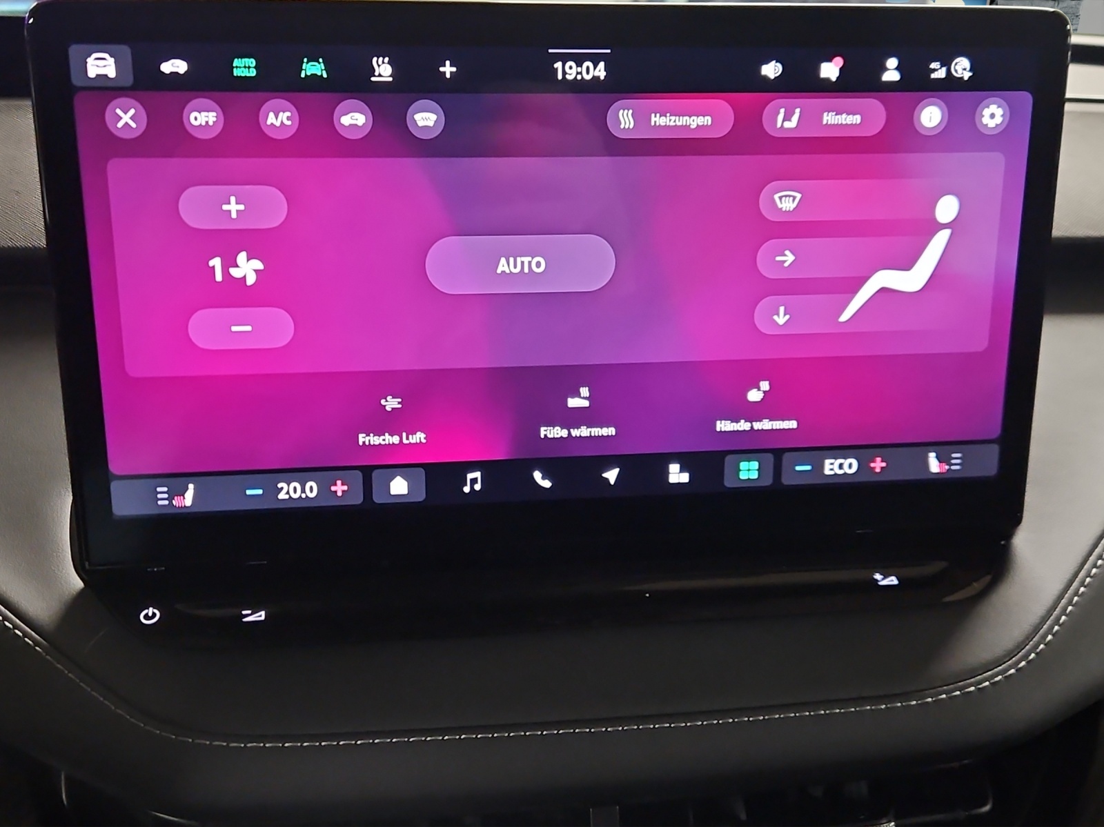 SKODA Enyaq 85 Sportline-image-19