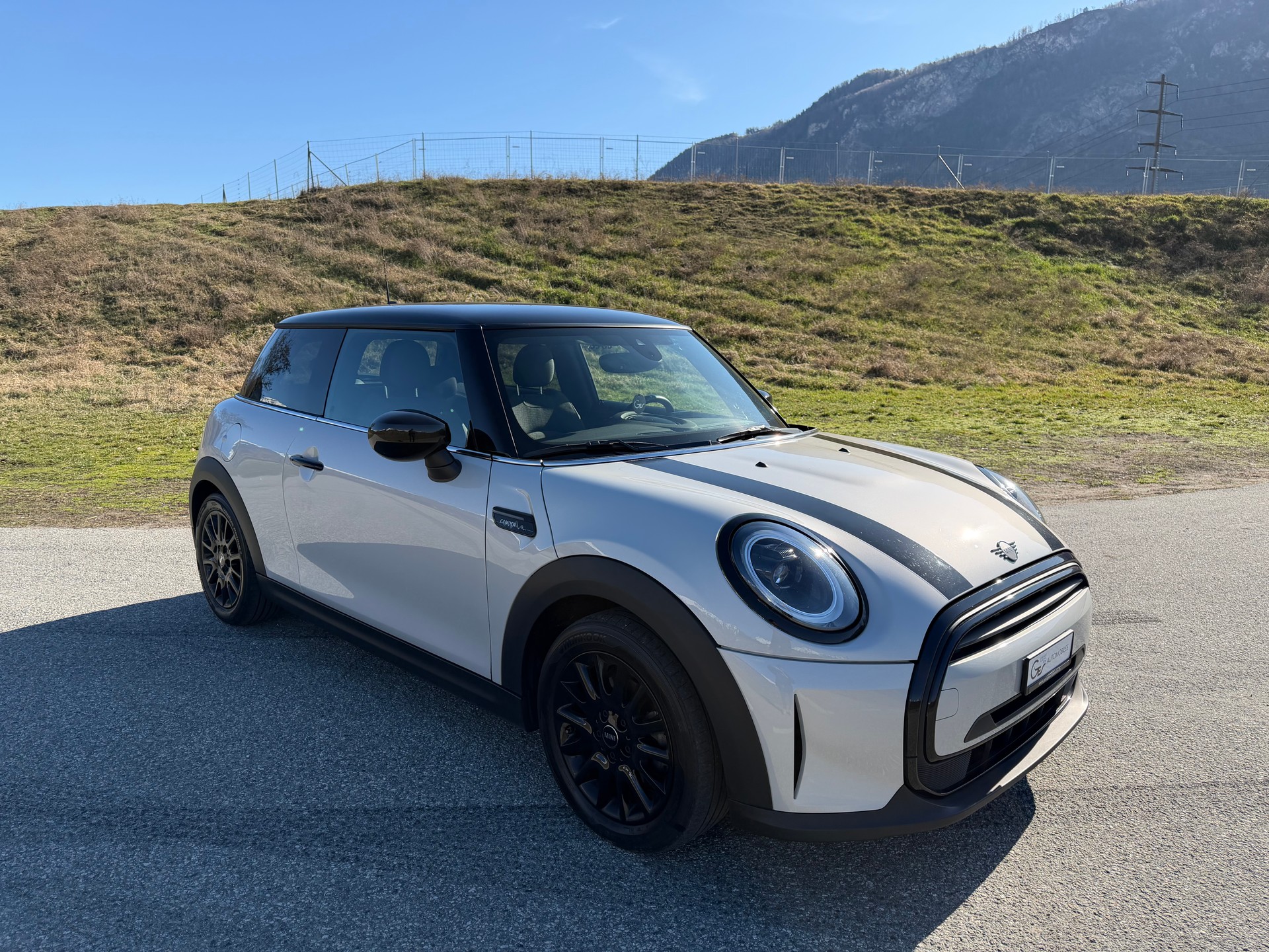 MINI Cooper Camden Edition Steptronic DKG-image-2