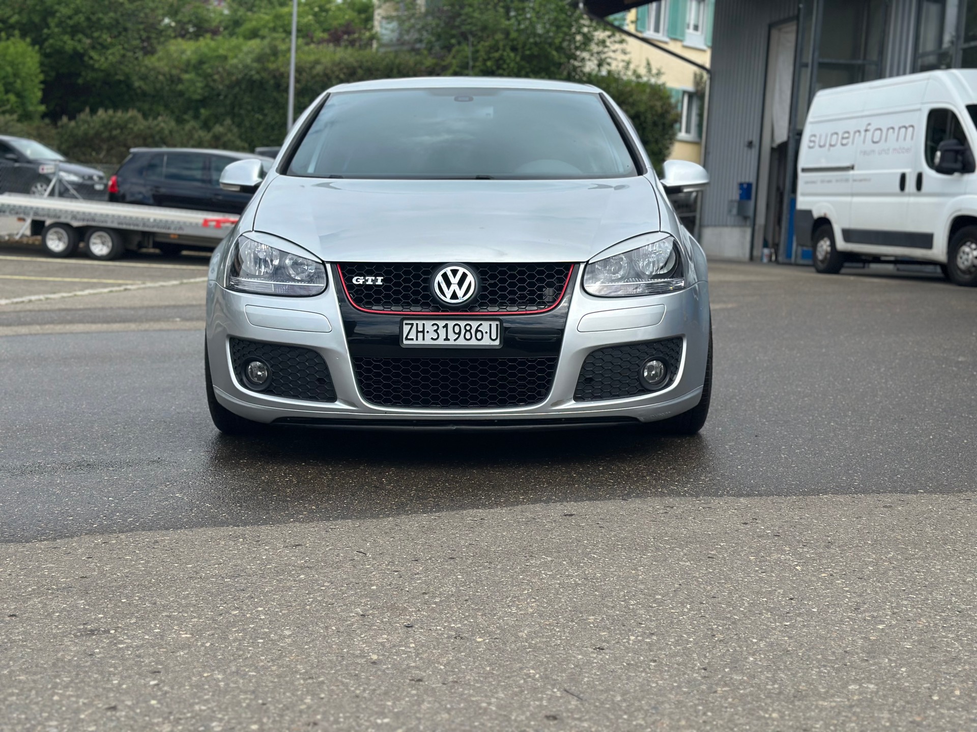 VW Golf 2.0 TFSI GTI-image-2