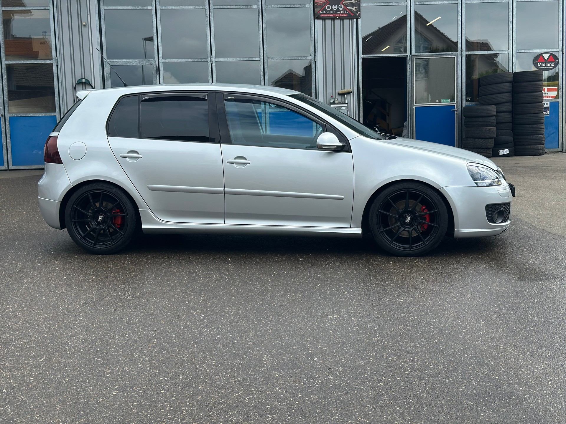 VW Golf 2.0 TFSI GTI-image-4