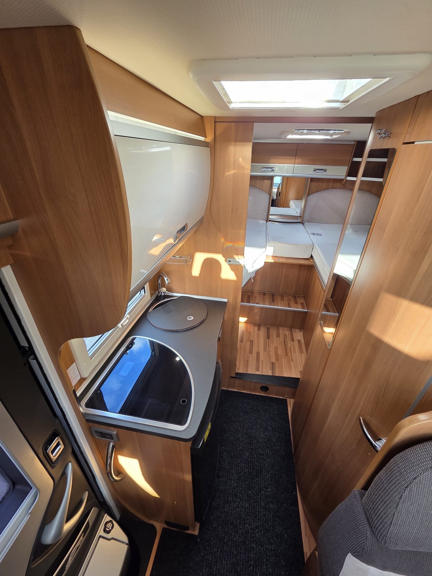 FIAT Laika Ecovip 309 I Fiat Ducato 2.3 150PS I AUTOMATIK I Längsbetten-image-6
