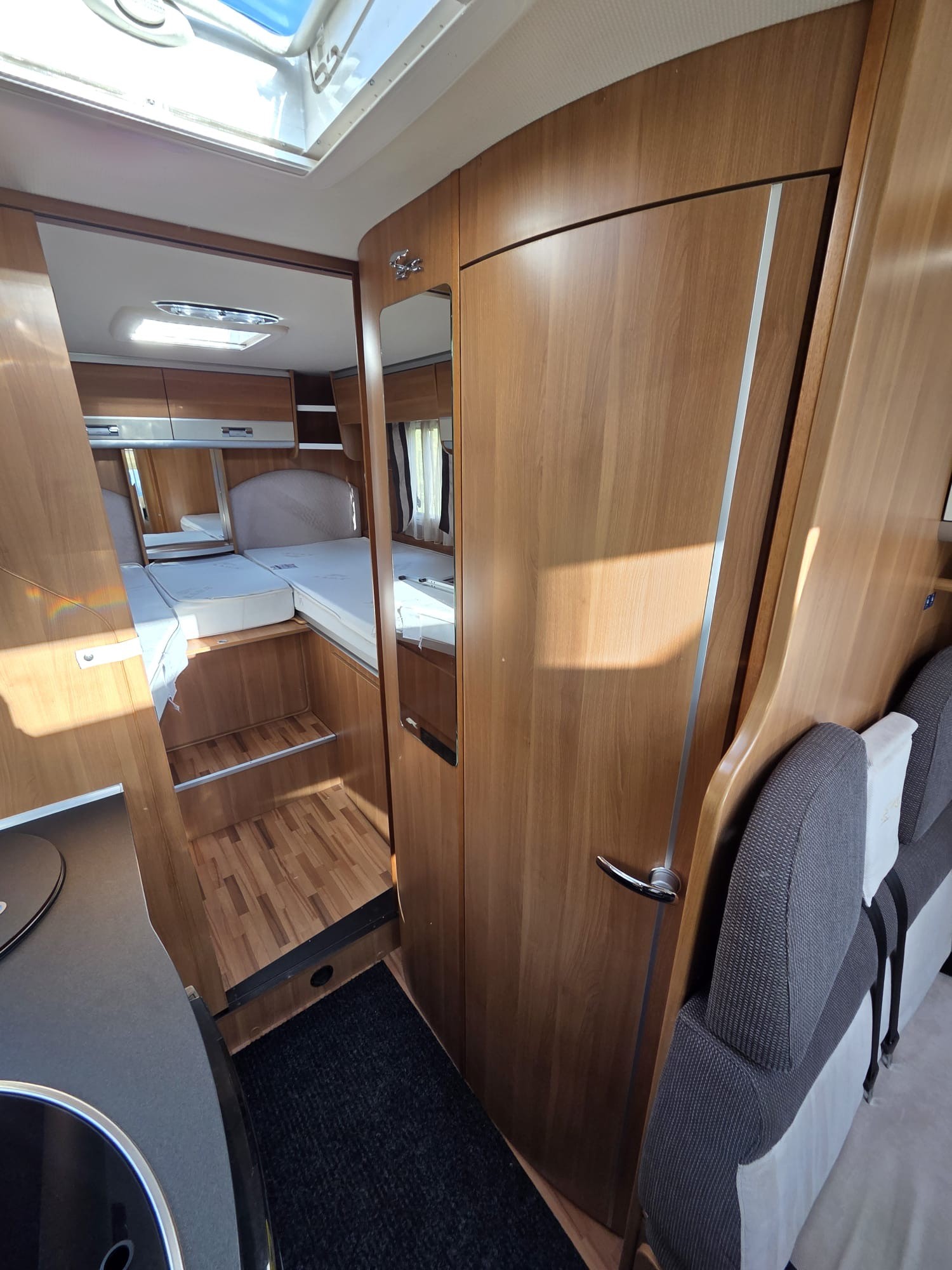 FIAT Laika Ecovip 309 I Fiat Ducato 2.3 150PS I AUTOMATIK I Längsbetten-image-10
