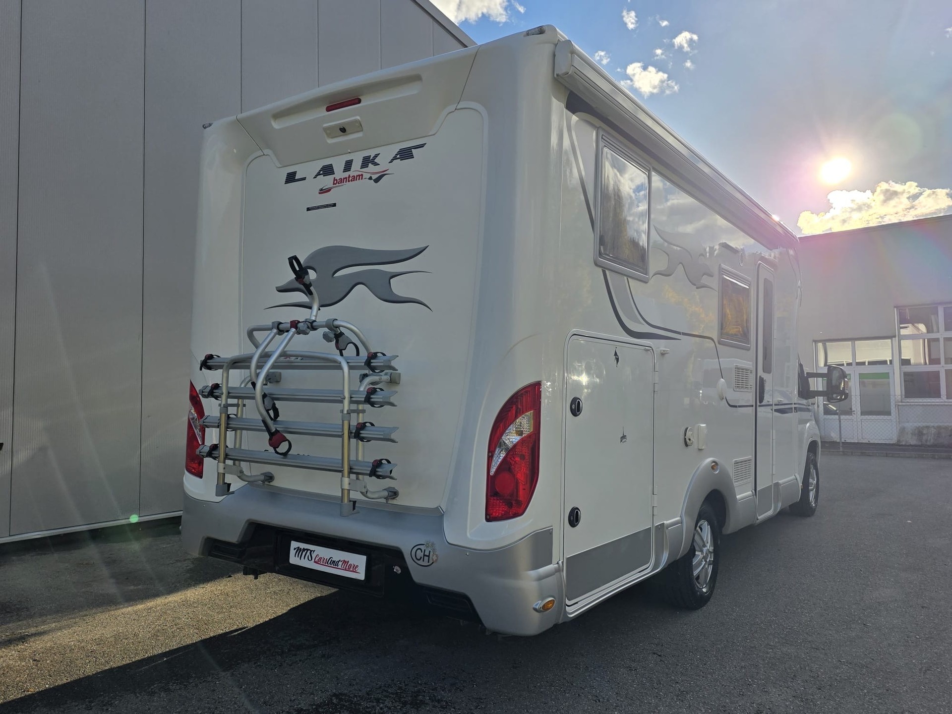 FIAT Laika Ecovip 309 I Fiat Ducato 2.3 150PS I AUTOMATIK I Längsbetten-image-2