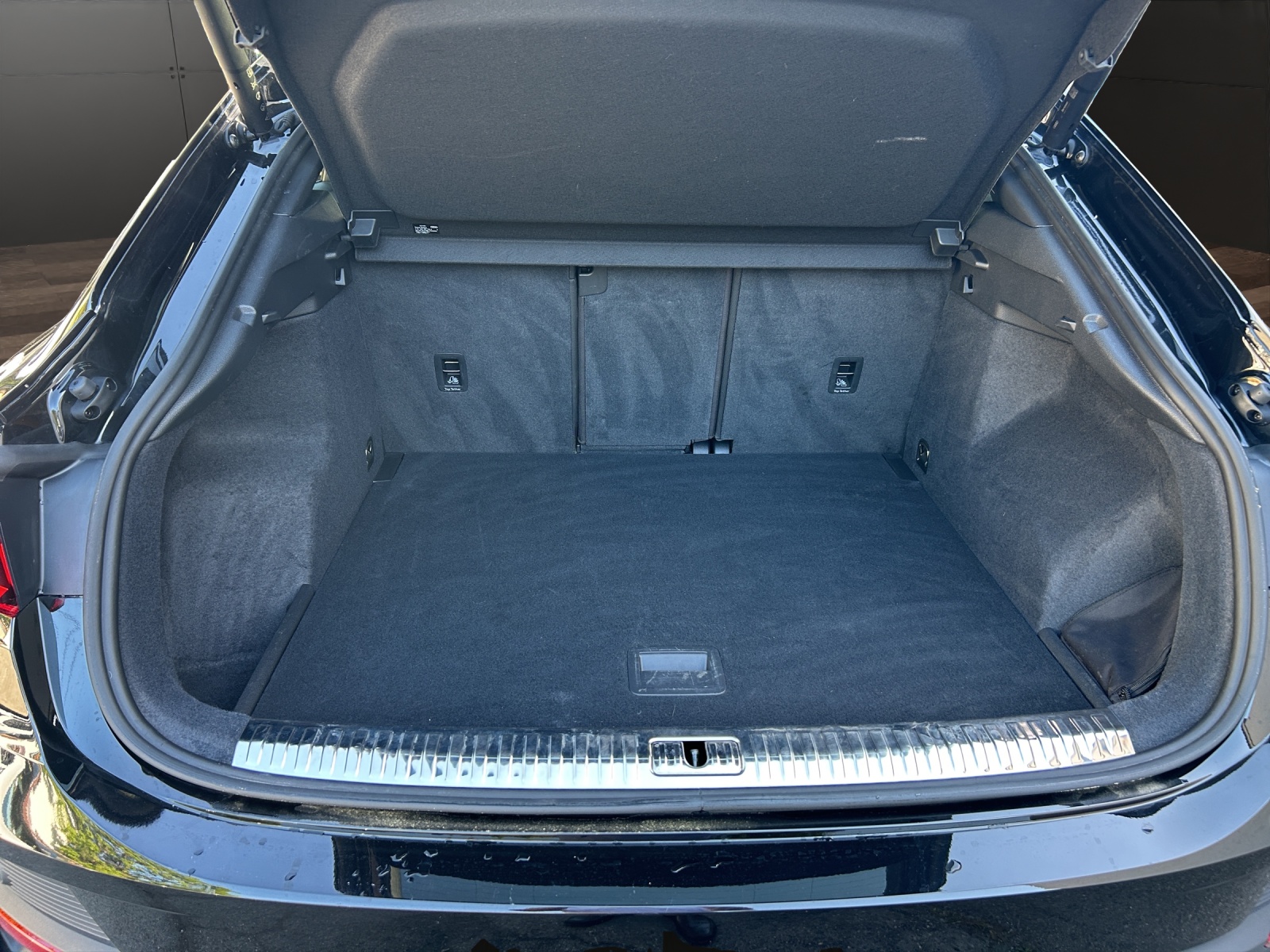 AUDI Q3 Sportback 35 TFSI S line Attraction S-tronic-image-17