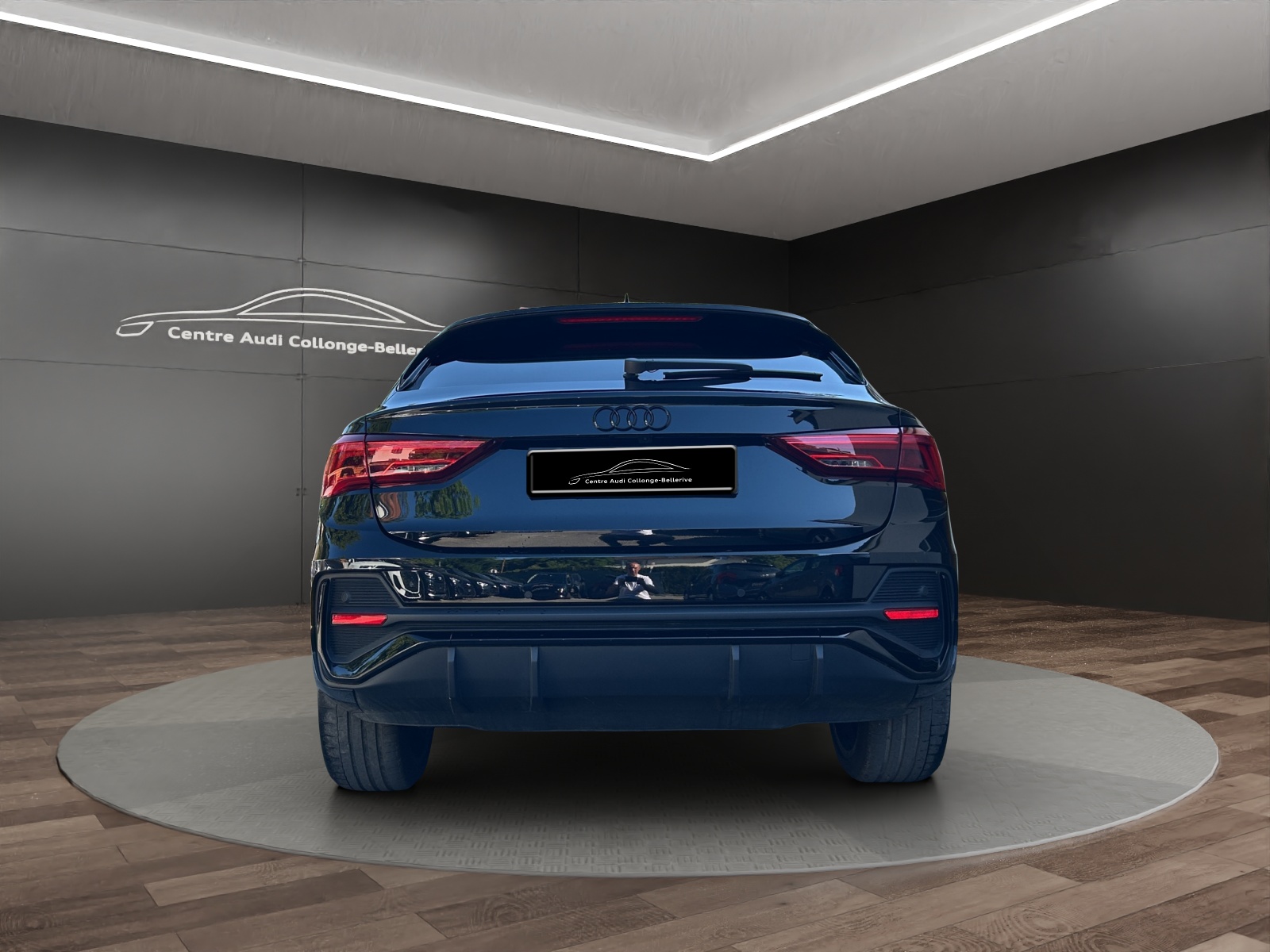 AUDI Q3 Sportback 35 TFSI S line Attraction S-tronic-image-4