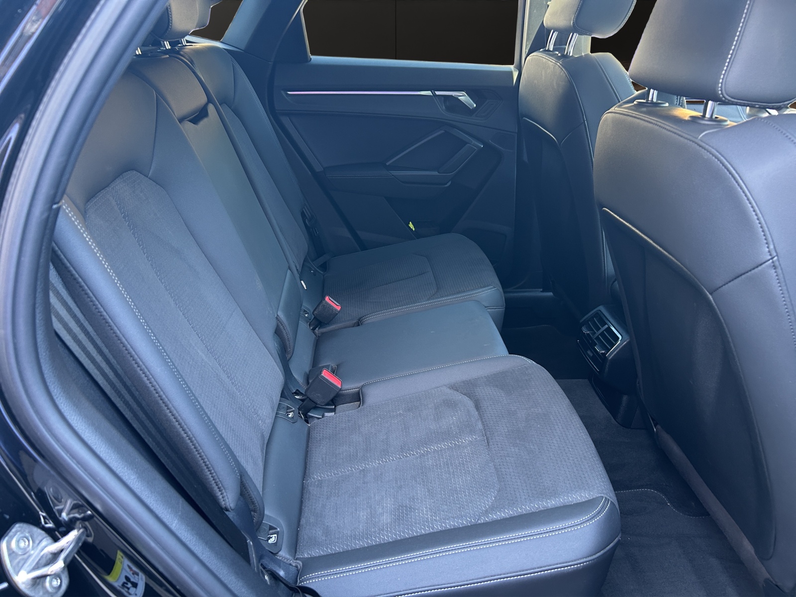 AUDI Q3 Sportback 35 TFSI S line Attraction S-tronic-image-16