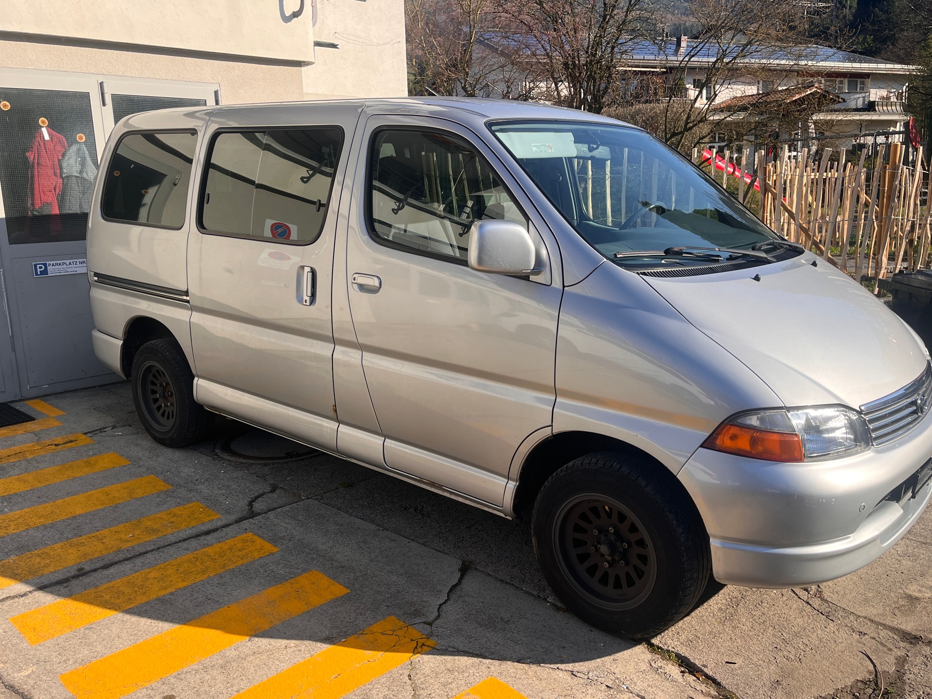 TOYOTA Hiace 2.7 GL Wagon 4x4