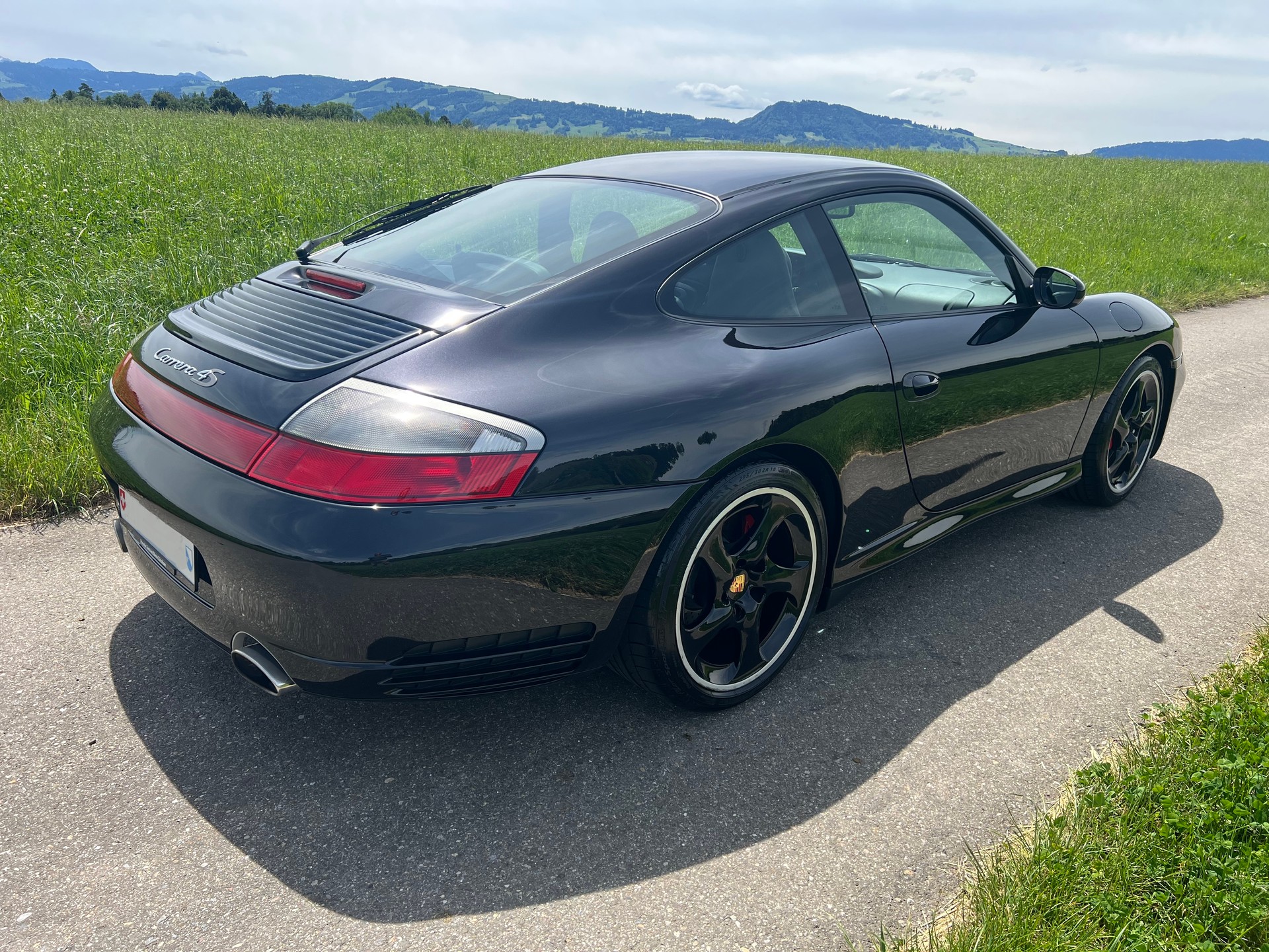 PORSCHE 911 Carrera 4 S-image-16