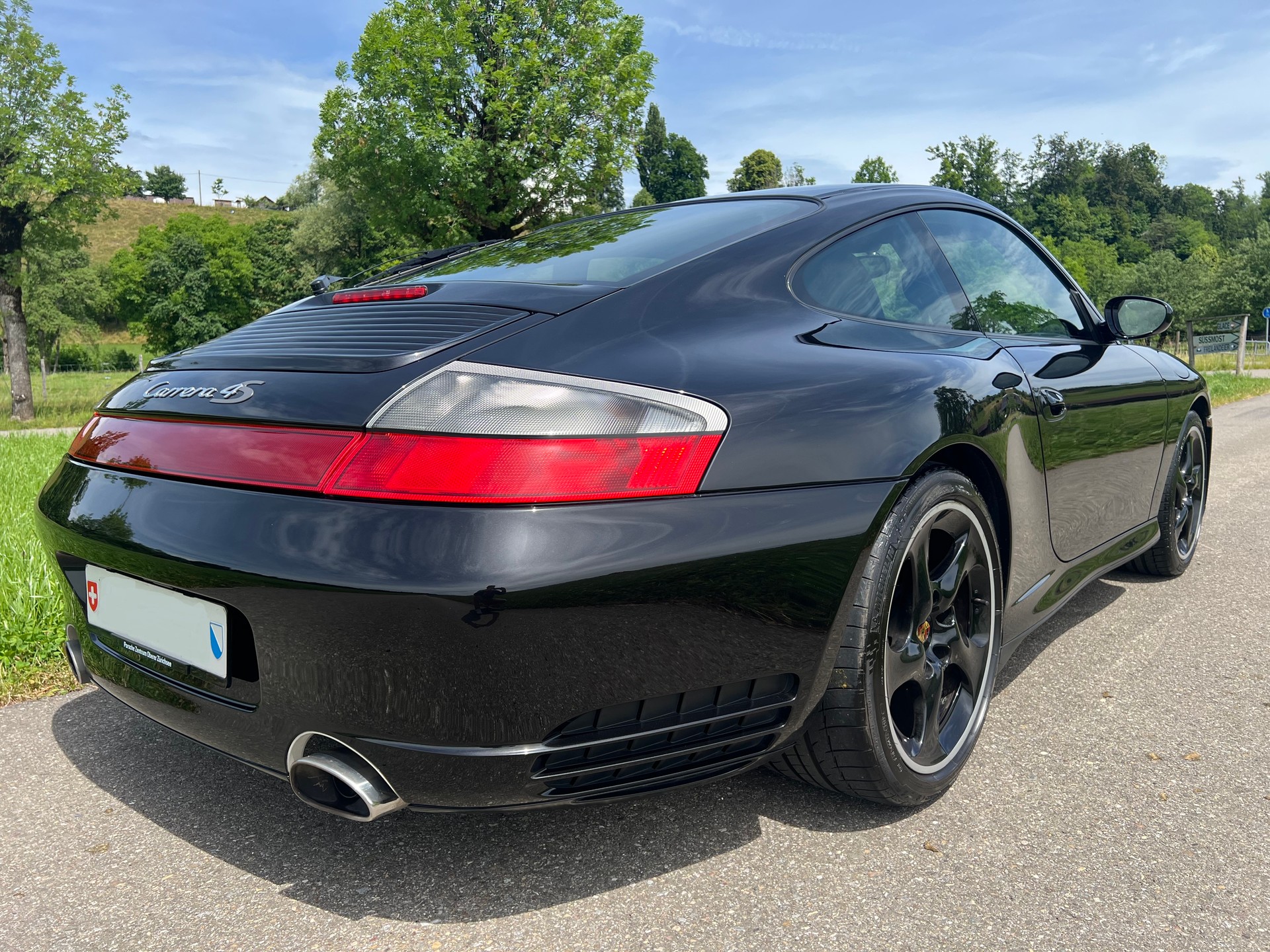 PORSCHE 911 Carrera 4 S-image-5