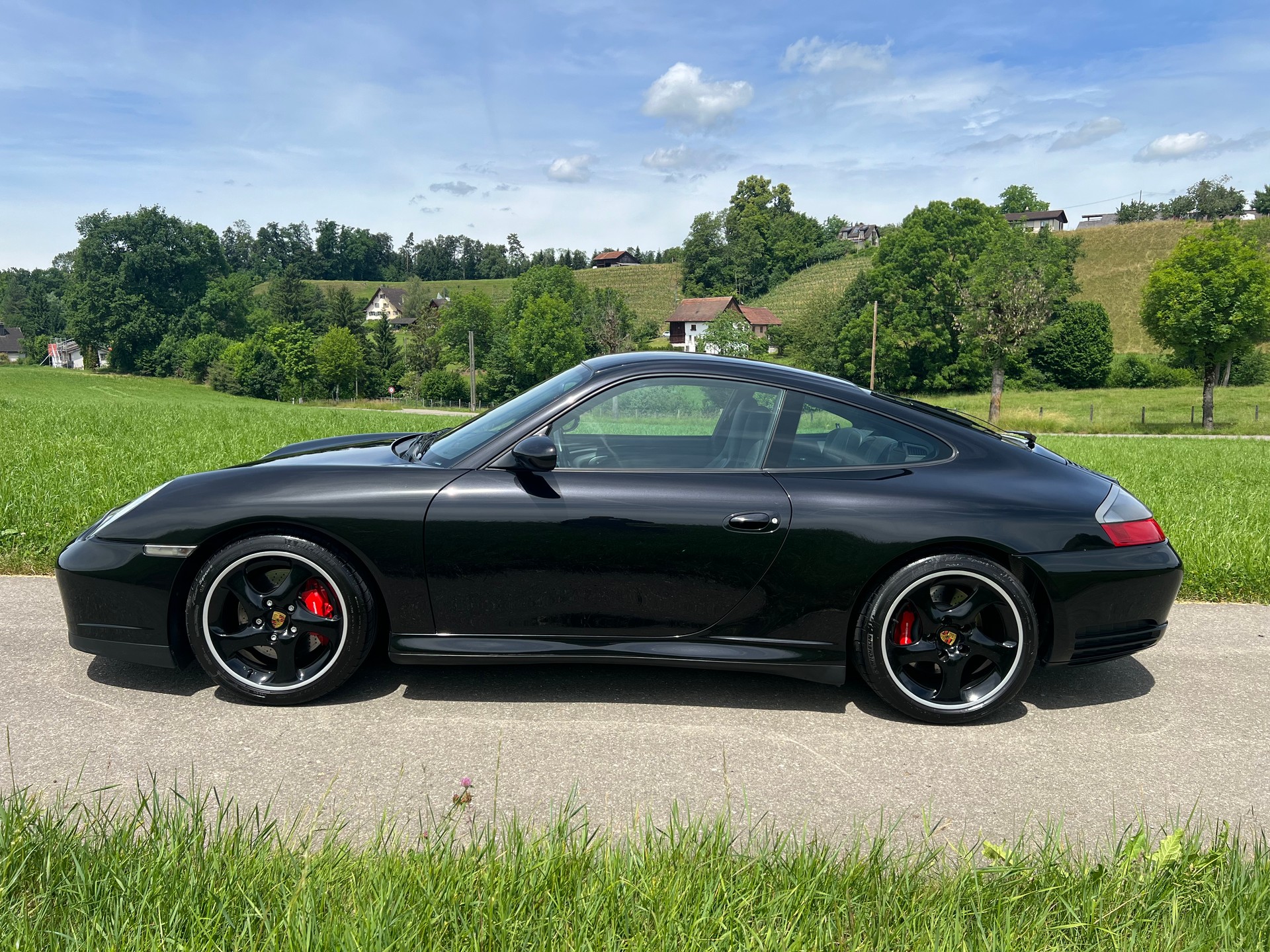 PORSCHE 911 Carrera 4 S-image-11